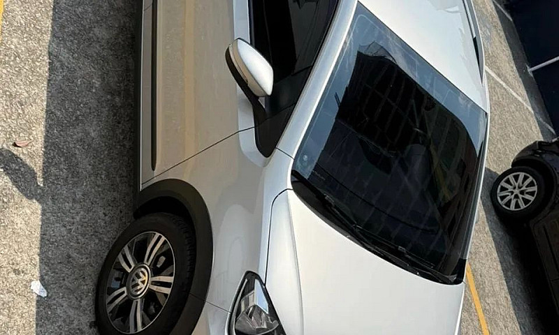 Volkswagen Up! Cross...