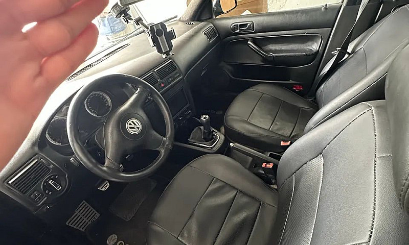 Golf Sapao 1.6 Plus ...