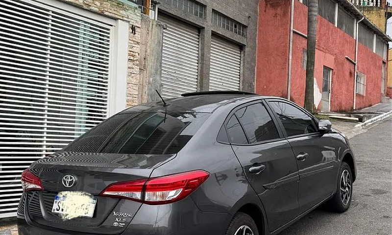 Toyota Yaris Xls Sed...