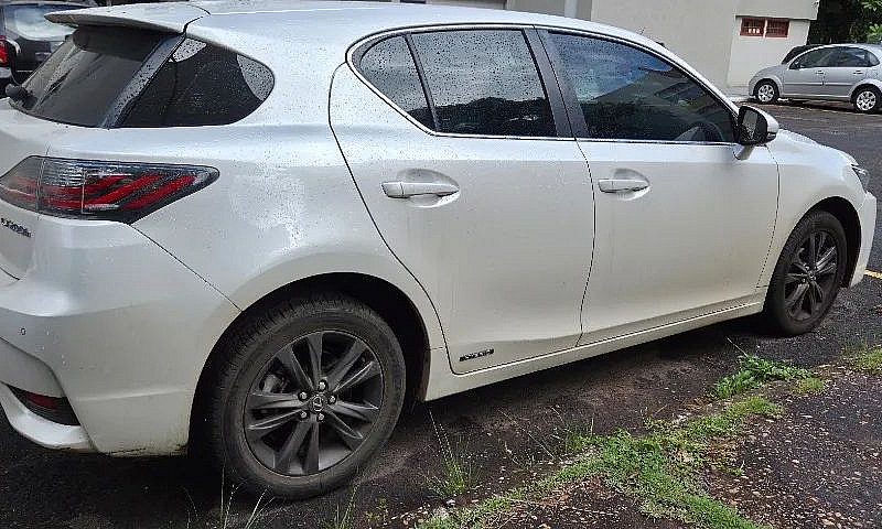 Lexus Ct200H 1.8 16V...