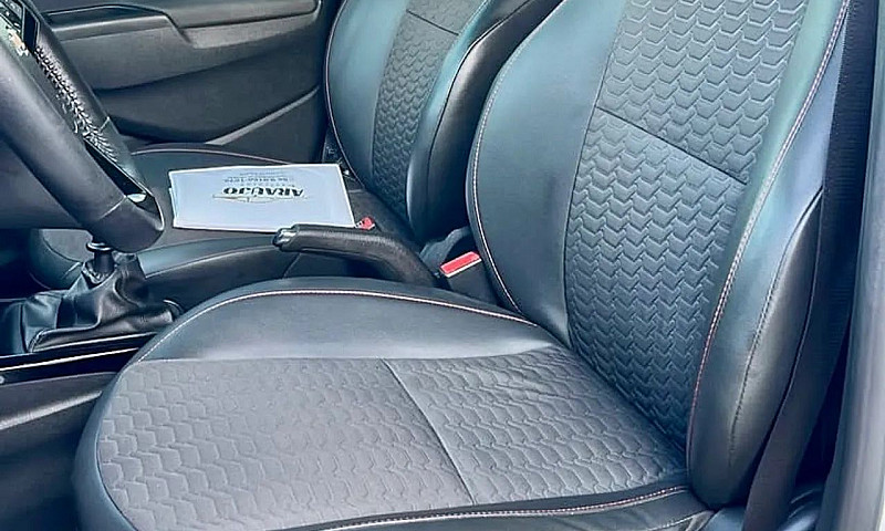 Chevrolet Onix Hatch...