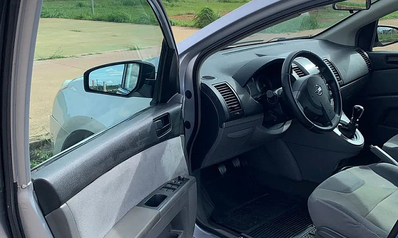 Nissan Sentra 2.0/ 2...