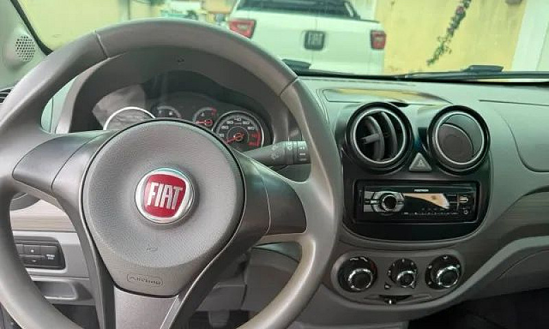 Fiat Palio Attractiv...