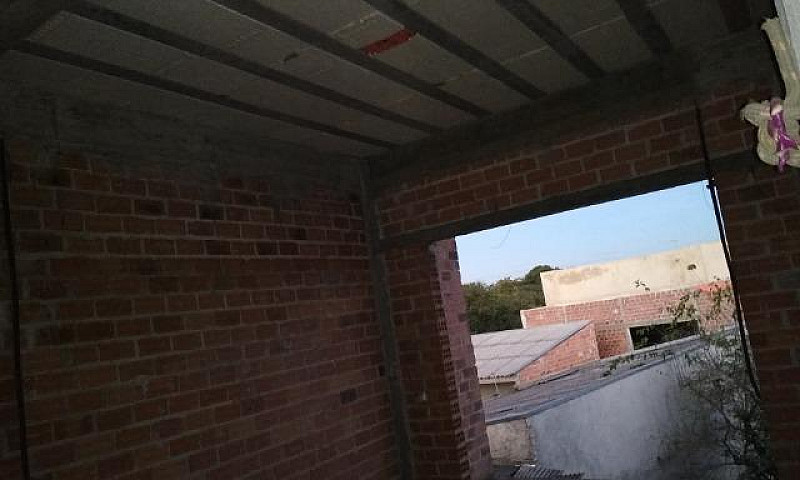 Vende-Se Triplex...