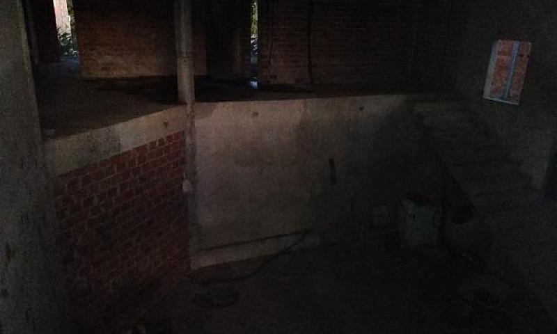 Vende-Se Triplex...