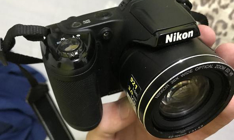 Câmera Nikon Coolpix...