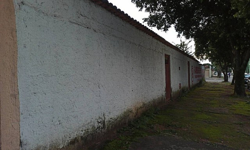 Casa No Jardim Guana...