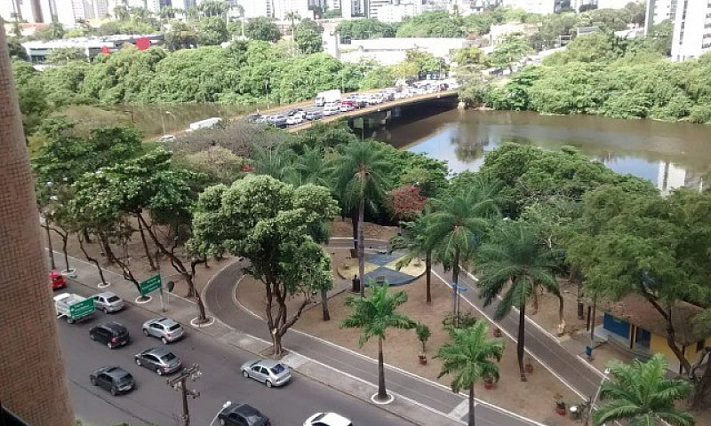 Flat Na Av.beira Rio...