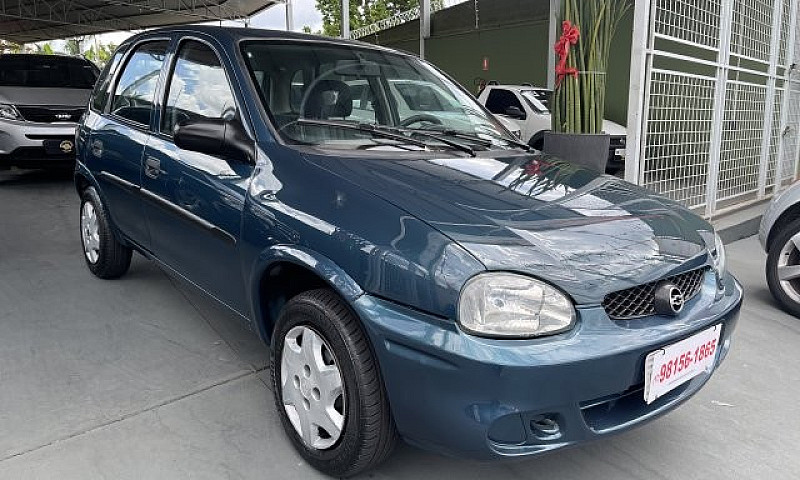 Chevrolet Corsa Hatc...