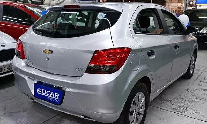 Chevrolet Onix Hatch...