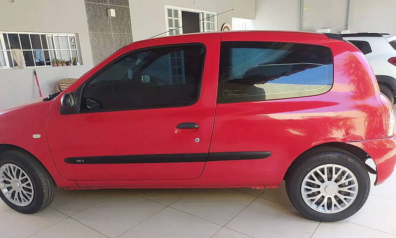 Renault Clio Hi-Flex...
