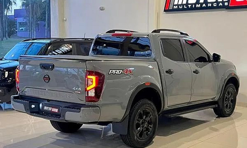 Nissan Frontier Pro ...