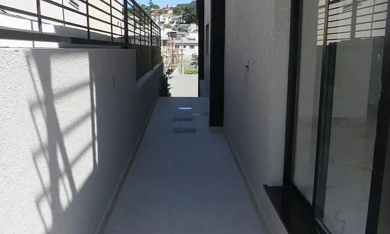 Casa Assobradada - J...