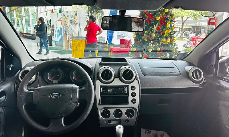 Ford Fiesta 2012 1.6...