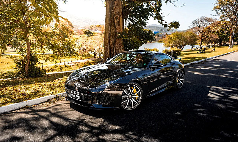 Jaguar F-Type Svr Aw...