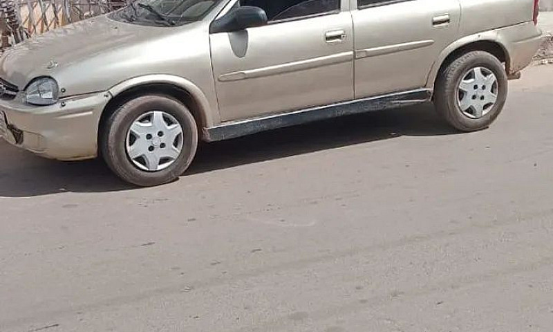 Chevrolet Corsa Sed ...