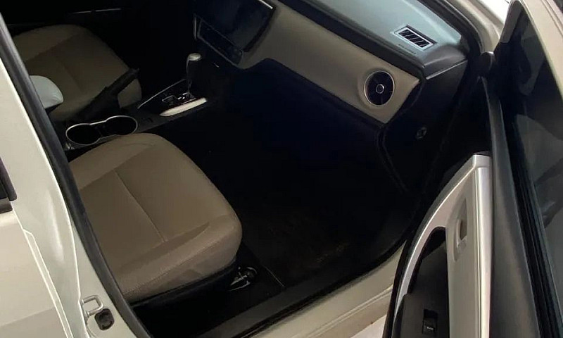 Toyota Corolla Xei 2...