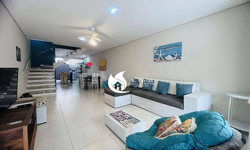 Casa Com 3 Dormitóri...