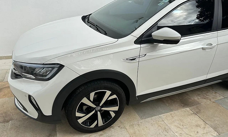 Volkswagen Nivus Hig...