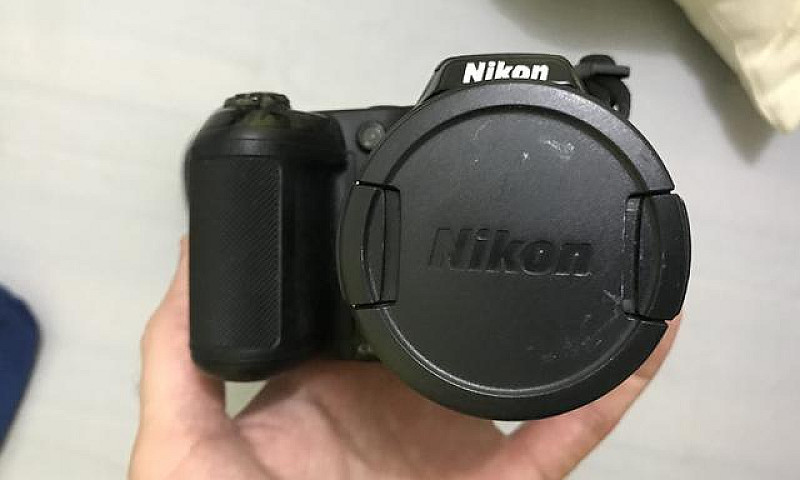 Câmera Nikon Coolpix...