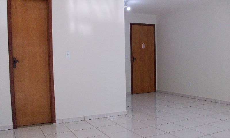 Aluga-Se Ótima Sala/...