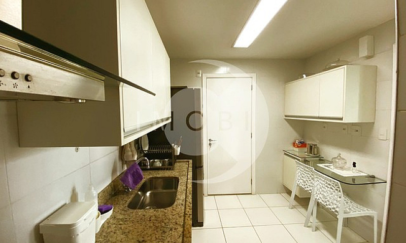 Living Residence- Lu...