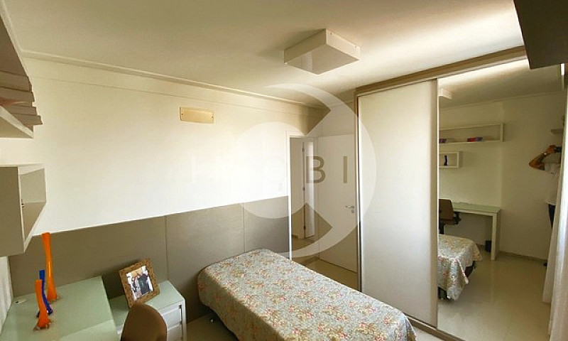 Living Residence- Lu...