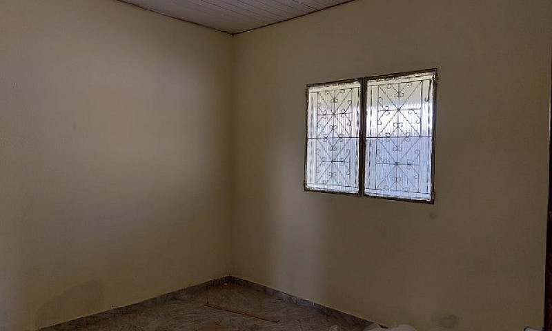 Casa 3 Dormitórios N...