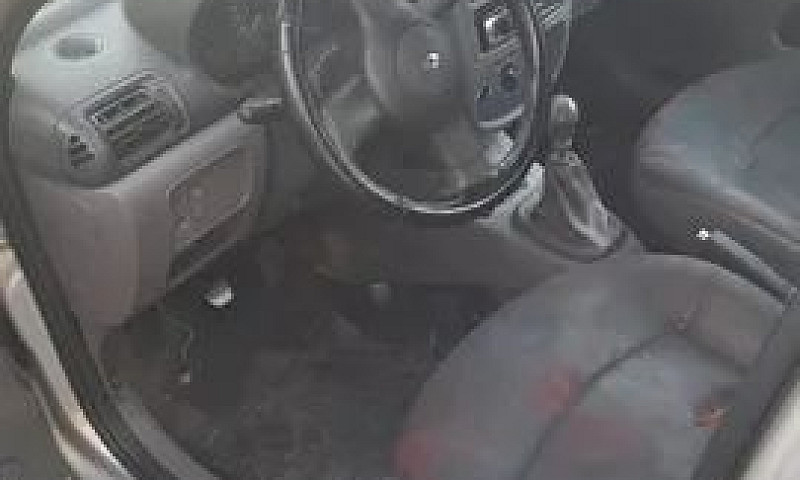 Clio ...