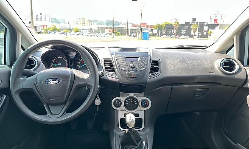 Ford Fiesta Hatch 1....