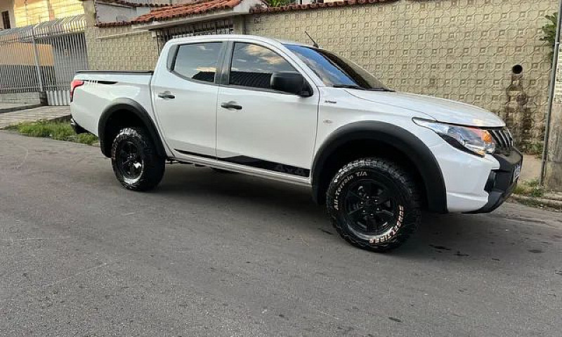 L200 Triton Outdoor ...