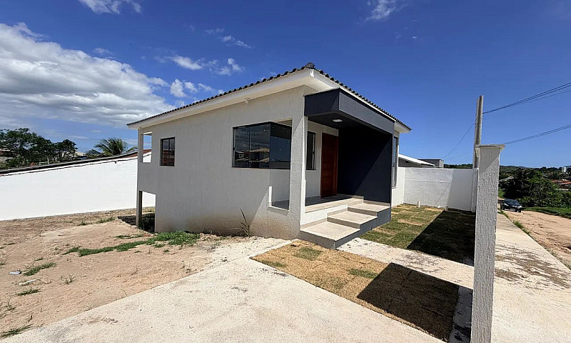 Casa 3 Quartos Com S...