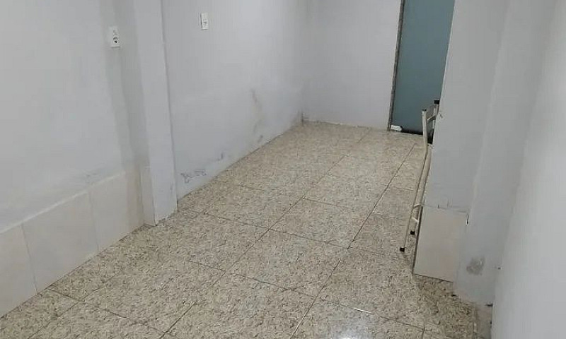 Alugo Casa No Jardim...
