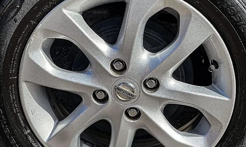 Nissan March Sv 1.6 ...
