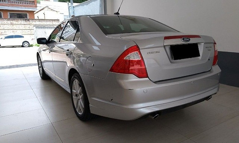 Fusion Sel 3.0 V6 Aw...