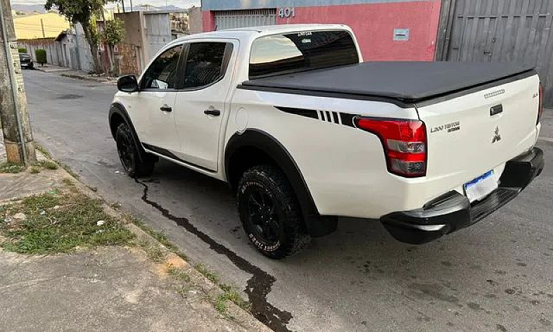 L200 Triton Outdoor ...