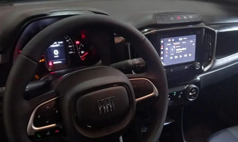 Fiat Strada Volcano ...