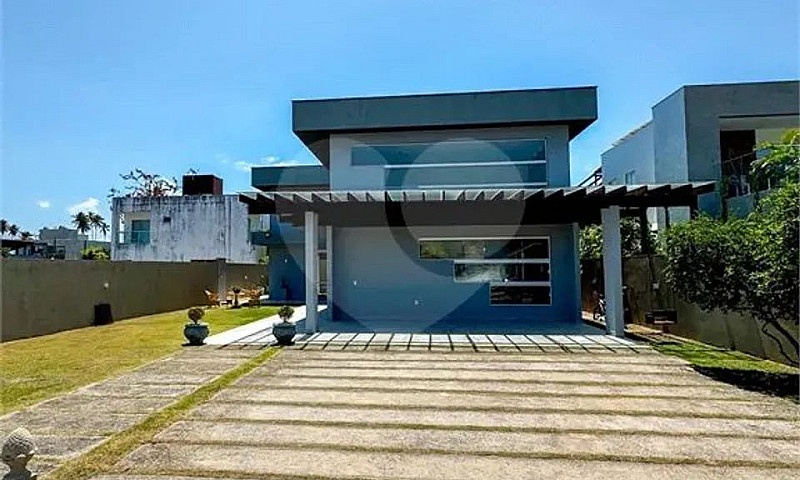 Condomínio Com 4 Qua...