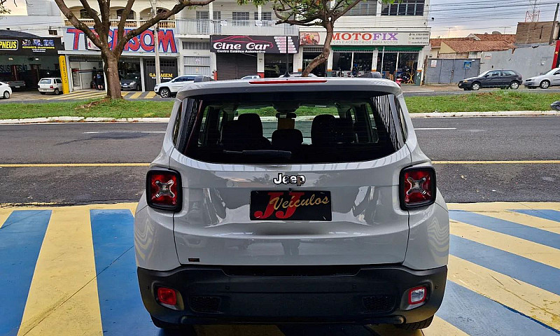 Jeep Renegade 1.8 4X...