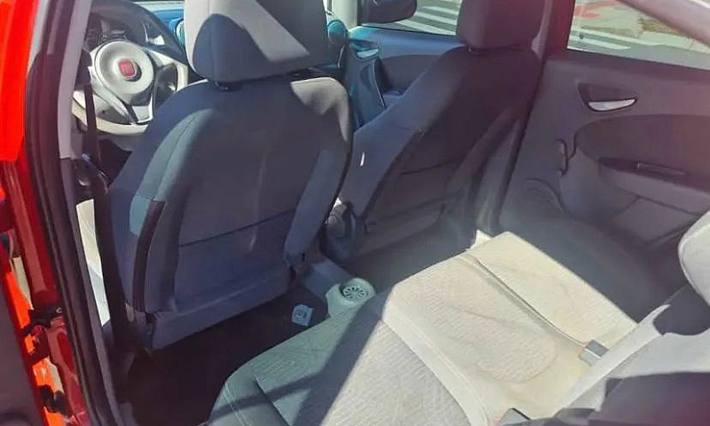 Fiat Palio Attractiv...