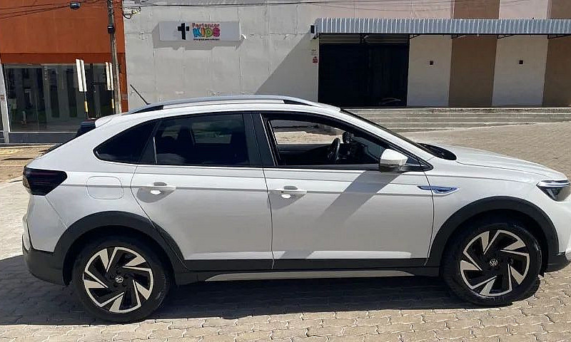 Volkswagen Nivus Hig...