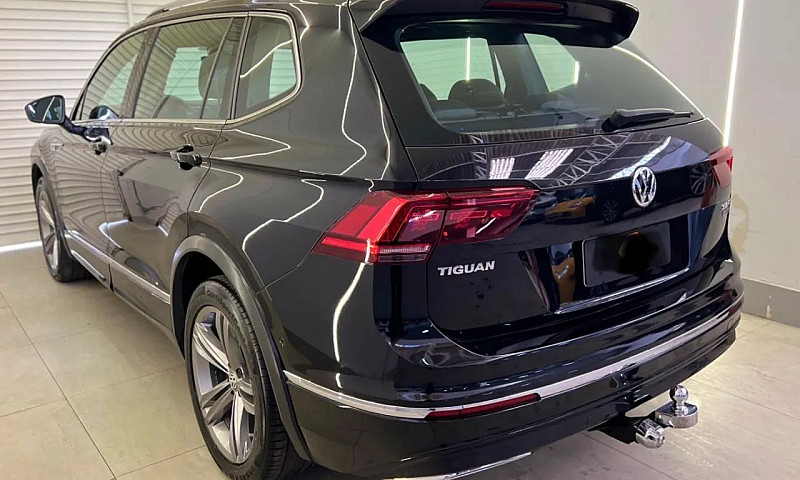 Volkswagen Tiguan Al...
