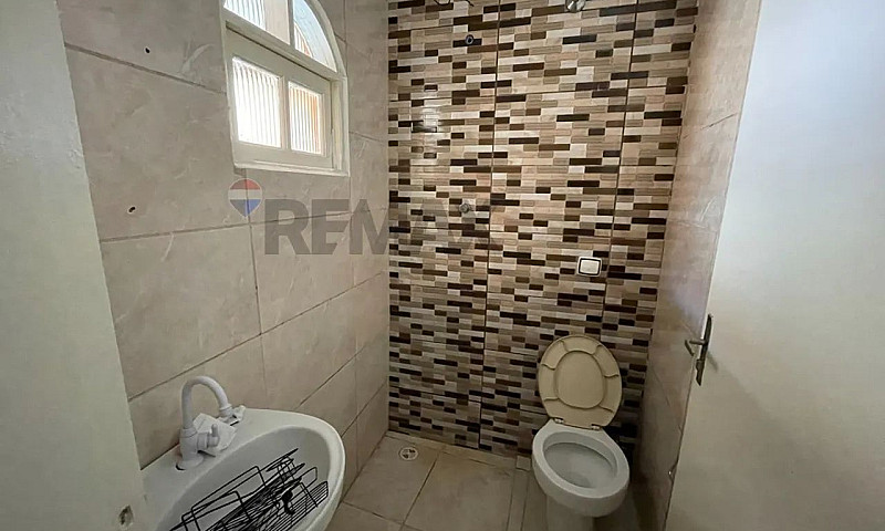 Casa Com 1 Dormitóri...