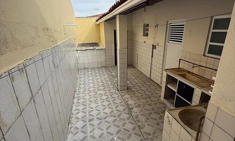 Vendo Casa 2/4 Em De...