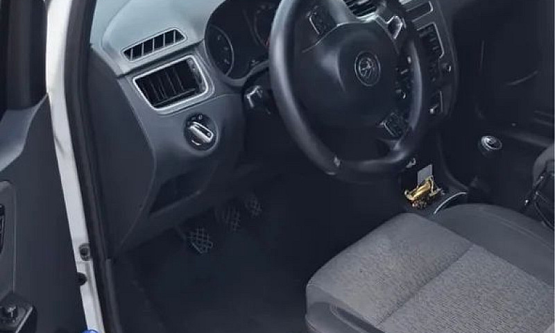 Volkswagen Fox 1.0 M...