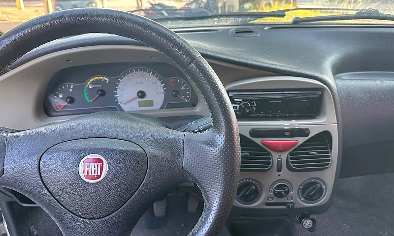 Fiat Palio 1.0 Econo...