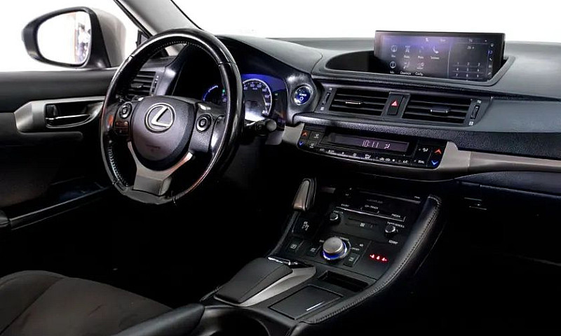 Lexus Ct200H 1.8 16V...