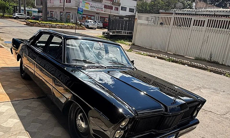 Ford Galaxie 500 4.8...