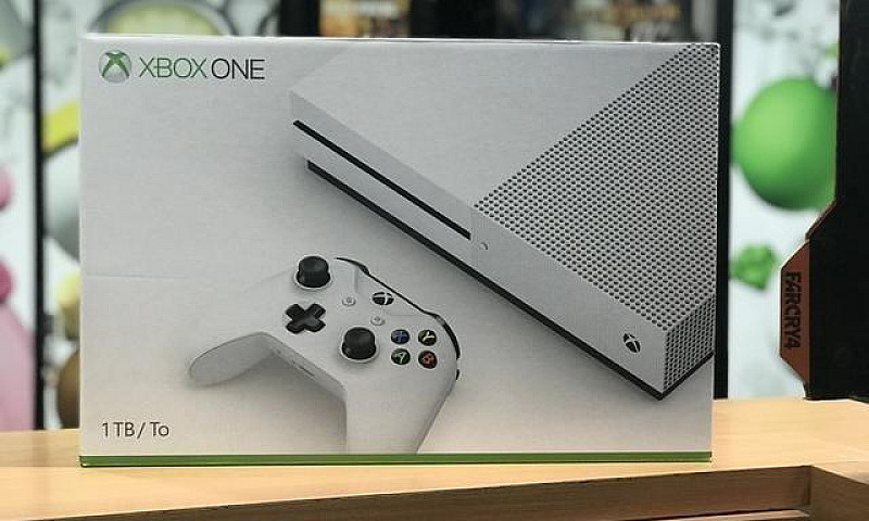 Xbox One S 1Tb, 2 Co...