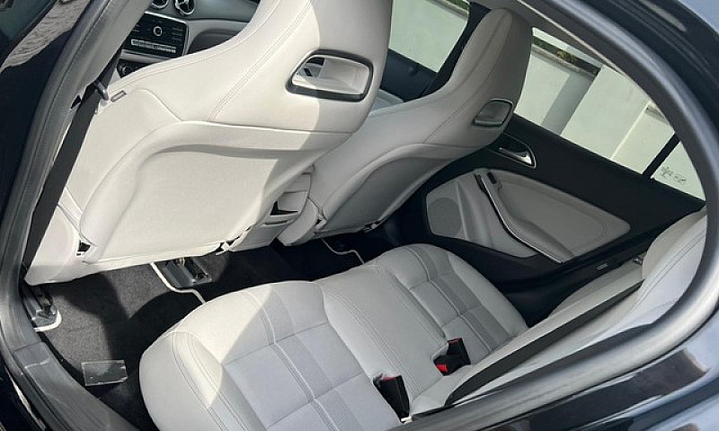 Mercedes Gla200 2018...